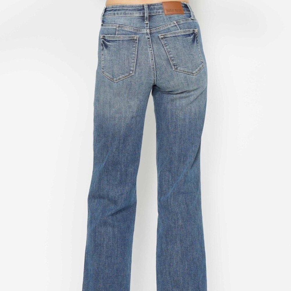 NWT Judy Blue Full Size Tummy Control Straight Jeans - Picture 2 of 4